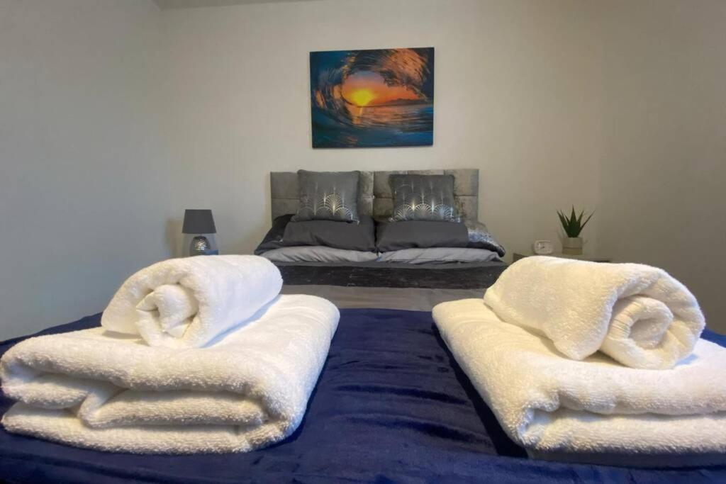 The Onyx Suite - 1 Bed Apartment W/ Free Parking 카디프 외부 사진